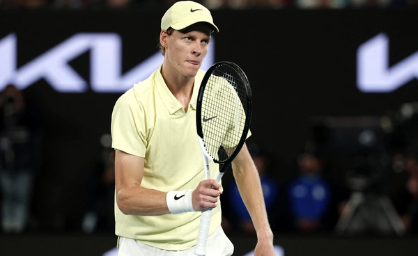 การพัฒนาเทนนิสอิตาลีจากอดีตสู่ยุคปัจจุบัน: เส้นทางสู่มหาอำนาจลูกสักหลาดของยุโรป